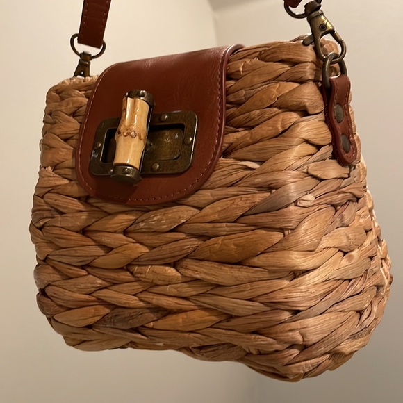 Straw Summer Bag (with detachable strap) - Picture 6 of 11